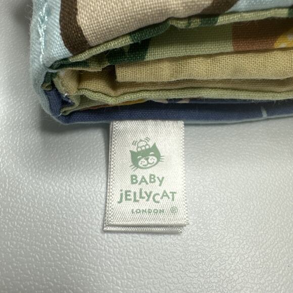 Bashful Bunny Loves You Book Jellycat Soft Sensory Book For Baby - Picture 3 of 8